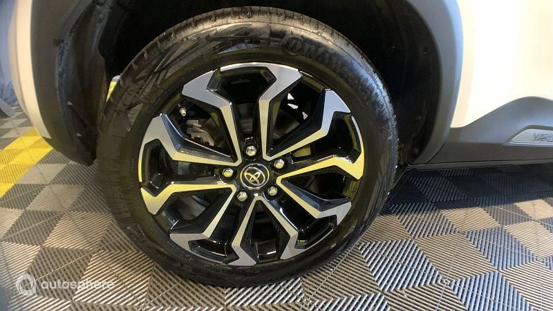 TOYOTA Yaris Cross 116h Design AWD-i MY22